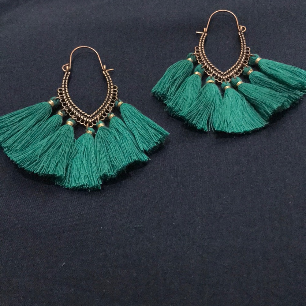 🆕 Emerald Green Fringe Earrings
